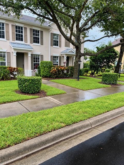 5619 Simonton St, Bradenton, FL 34203