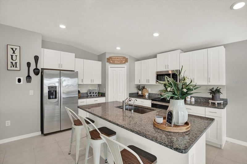 11205 Linden Depot Rd, San Antonio, FL 33576