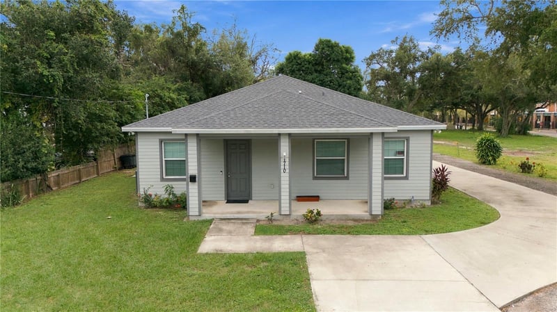 1710 Manatee Ave E, Bradenton, FL 34208
