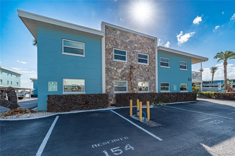 6111 2nd St E #16, St Pete Beach, FL 33706