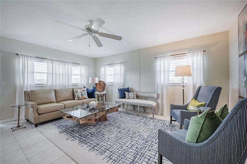 6111 2nd St E #16, St Pete Beach, FL 33706