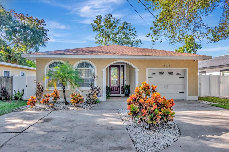 3816 W Estrella St, Tampa, FL 33629