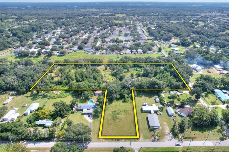 2932 Washington Rd, Valrico, FL 33594