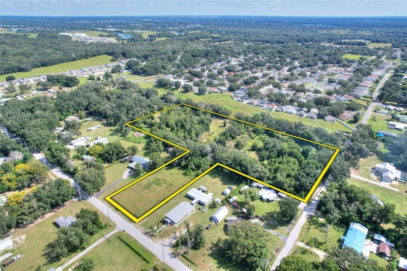 2932 Washington Rd, Valrico, FL 33594