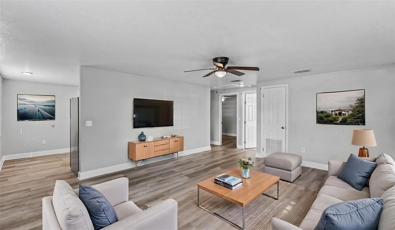 1412 E Renfro St, Plant City, FL 33563