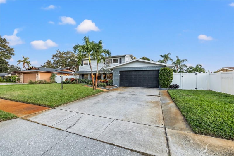 9270 119th Ave, Largo, FL 33773
