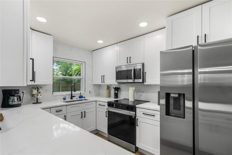 3050 Meadow Lake Ave, Largo, FL 33771