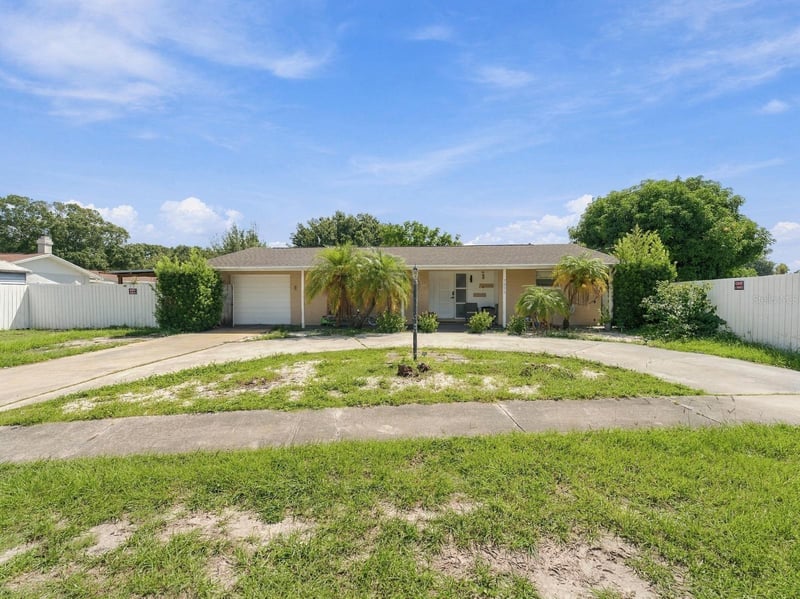 7879 84th Ln, Seminole, FL 33777