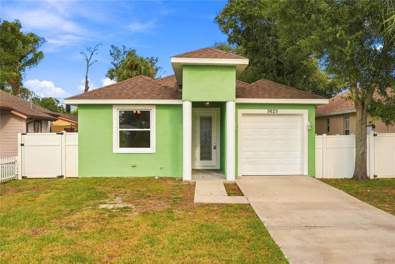 5625 35th Way N, St Petersburg, FL 33714