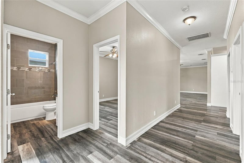 5625 35th Way N, St Petersburg, FL 33714
