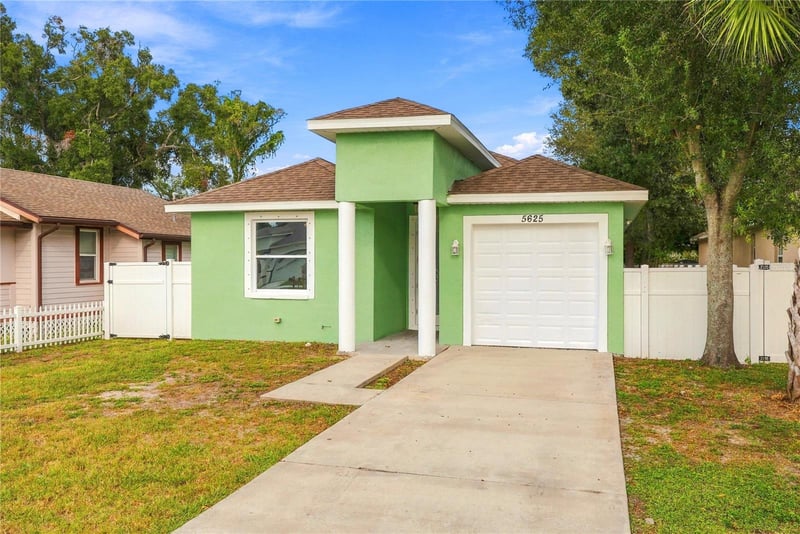 5625 35th Way N, St Petersburg, FL 33714