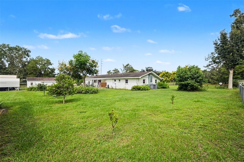 39800 County Road 54, Zephyrhills, FL 33542