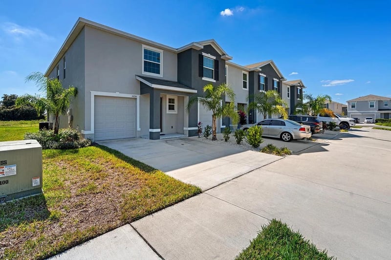 34230 Redwood Dawn Ln, Wesley Chapel, FL 33543