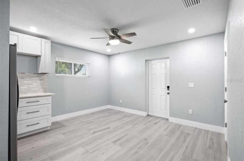 817 W Bougainvillea Ave, Tampa, FL 33612