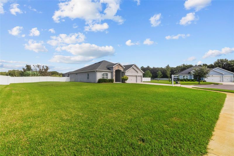 4412 Devinshire Fields Loop, Plant City, FL 33567