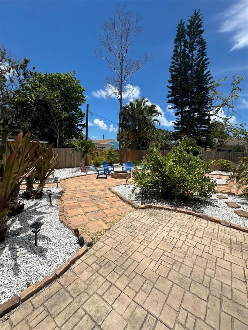 434 79th Ave, St Pete Beach, FL 33706