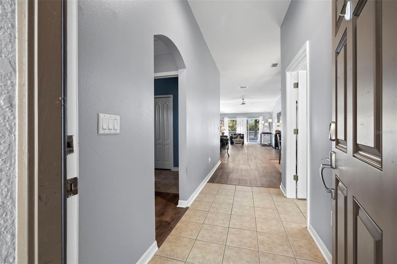 7831 Stoneleigh Dr, Land O Lakes, FL 34637