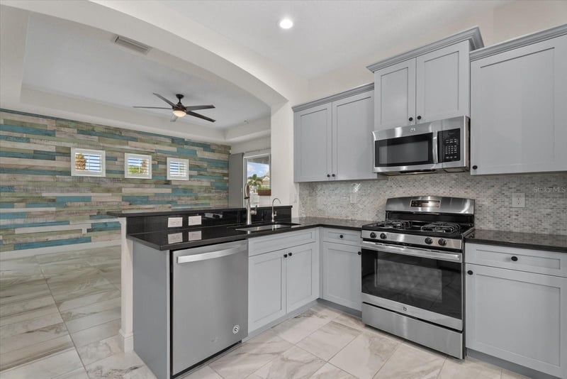 4105 Deep Creek Ter, Parrish, FL 34219