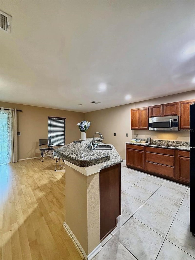 2607 Oleander Lakes, Brandon, FL 33511