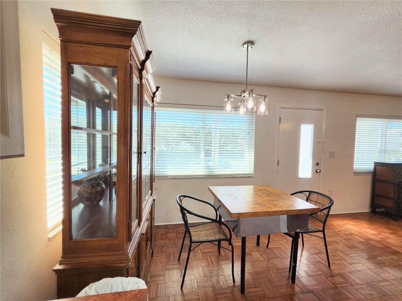 11201 80th Ave #201, Seminole, FL 33772