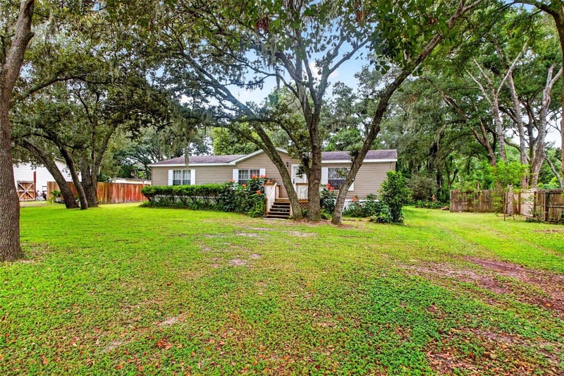 7305 Timber Crest Ln, Zephyrhills, FL 33540