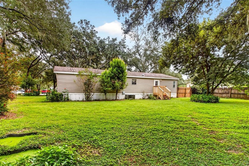 7305 Timber Crest Ln, Zephyrhills, FL 33540