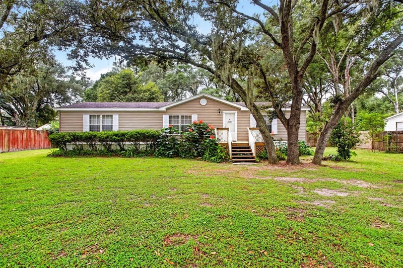7305 Timber Crest Ln, Zephyrhills, FL 33540