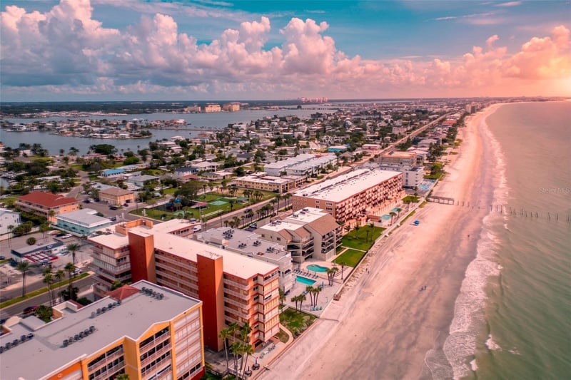 16400 Gulf Blvd #502, Redington Beach, FL 33708