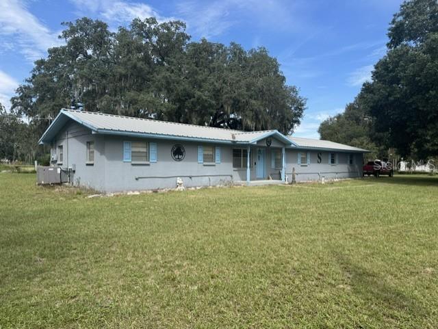 9581 Mcintosh Rd, Dover, FL 33527