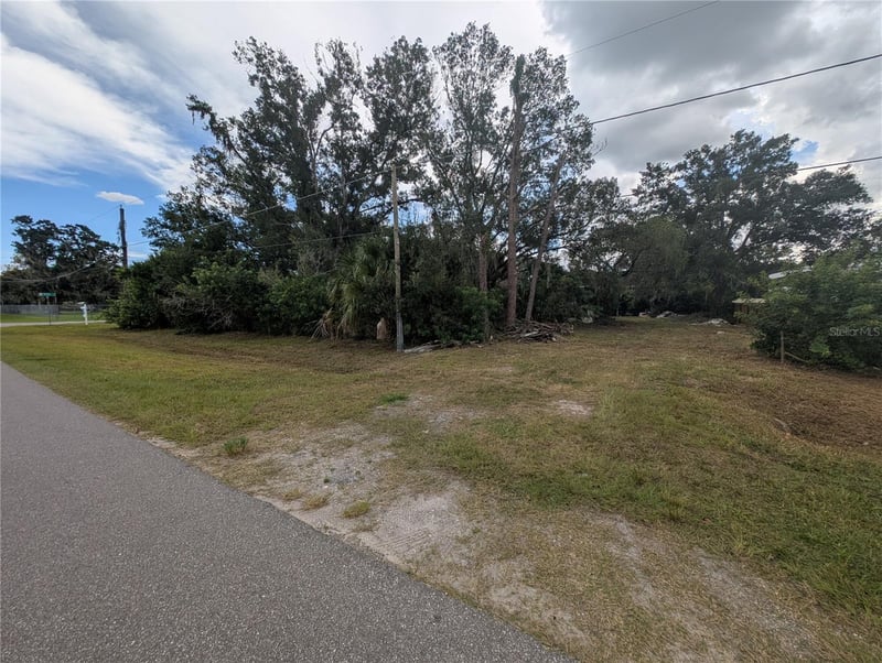 12111 Glenshire Dr, Riverview, FL 33579