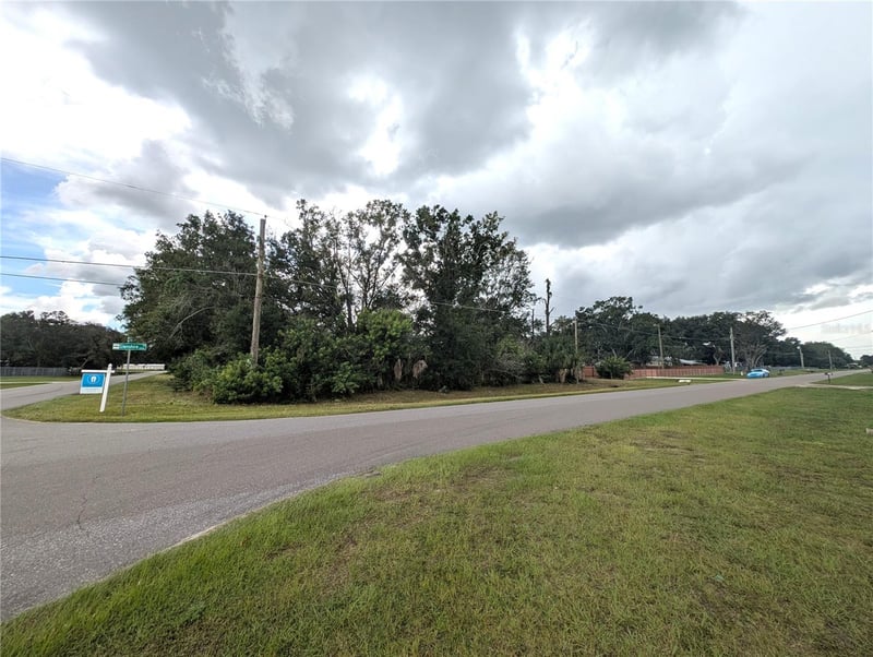 12111 Glenshire Dr, Riverview, FL 33579