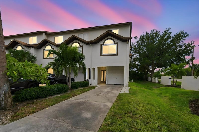 405 Madeira Cir, Tierra Verde, FL 33715