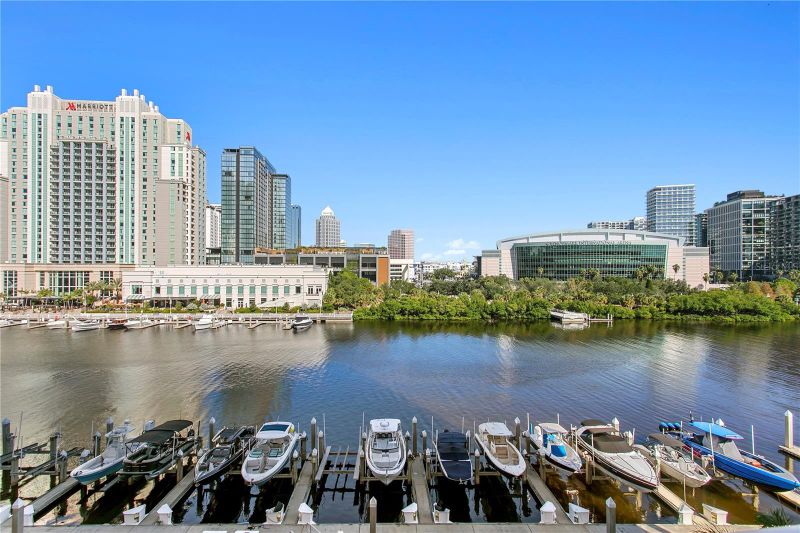 371 Channelside Walk Way #403, Tampa, FL 33602