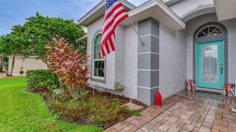 366 Rainforest Ct, Oldsmar, FL 34677