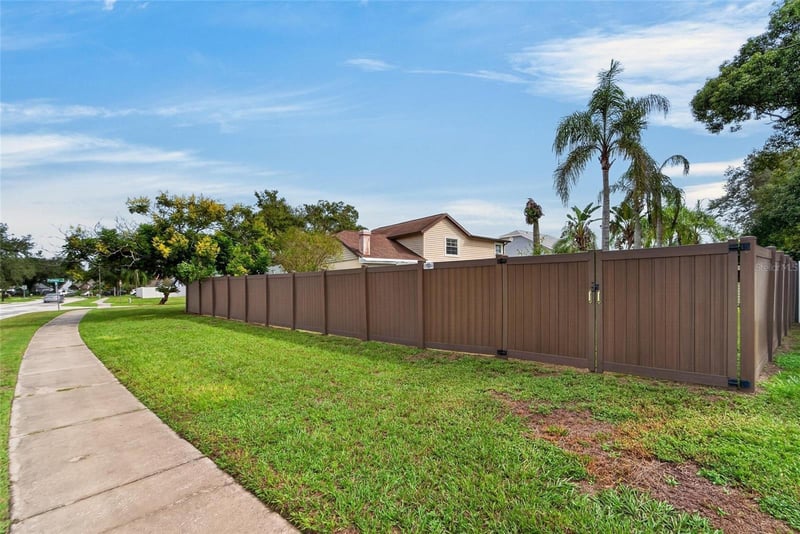 12301 Pathway Ct, Riverview, FL 33569