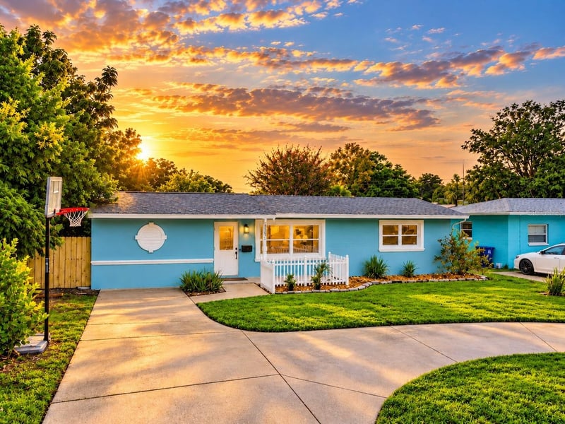 5393 16th Ave N, St Petersburg, FL 33710