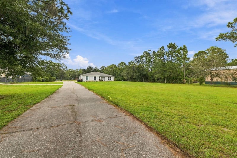 7405 Miracle Ln, Odessa, FL 33556