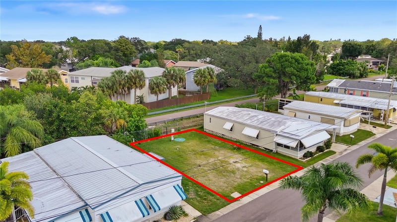 21 Yawl Ln #21, Palm Harbor, FL 34683