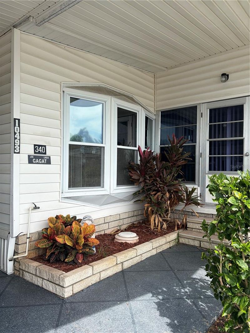 10493 Peaceful Dr, Largo, FL 33773
