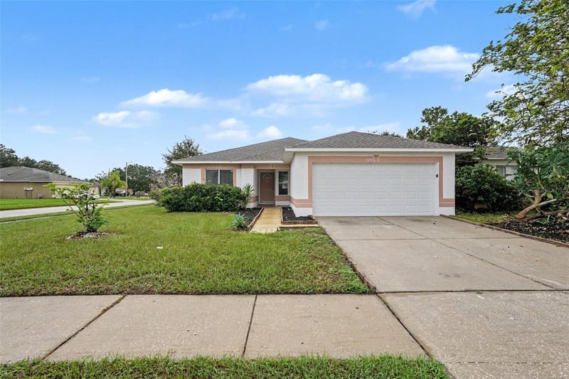 13245 Prestwick Dr, Riverview, FL 33579