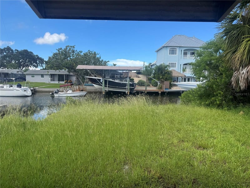 13233 Susan Dr, Hudson, FL 34667