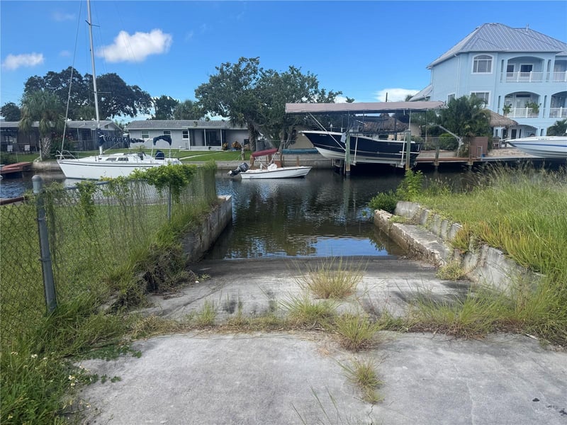 13233 Susan Dr, Hudson, FL 34667