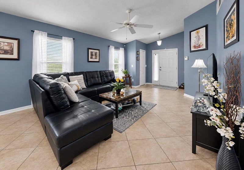 7746 Carriage Pointe Dr, Gibsonton, FL 33534