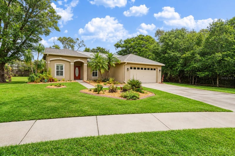 14701 Redcliff Dr, Tampa, FL 33625