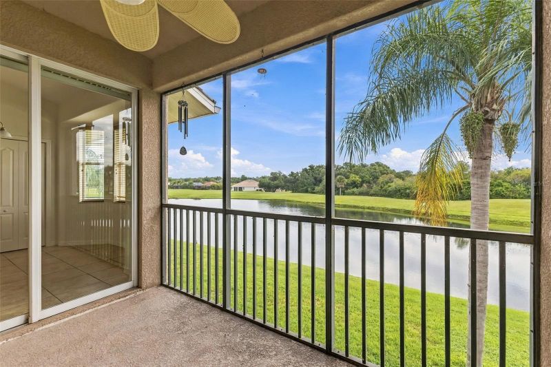 1003 Fairwaycove Ln #207, Bradenton, FL 34212