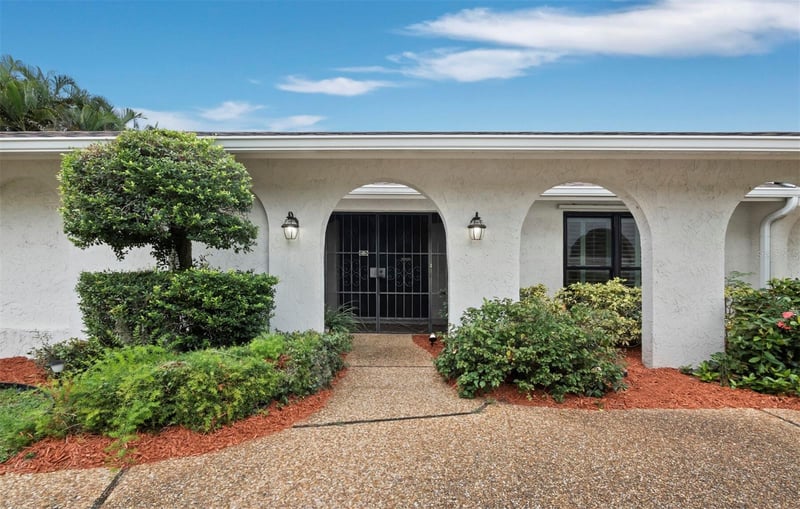 6945 Country Lakes Cir, Sarasota, FL 34243