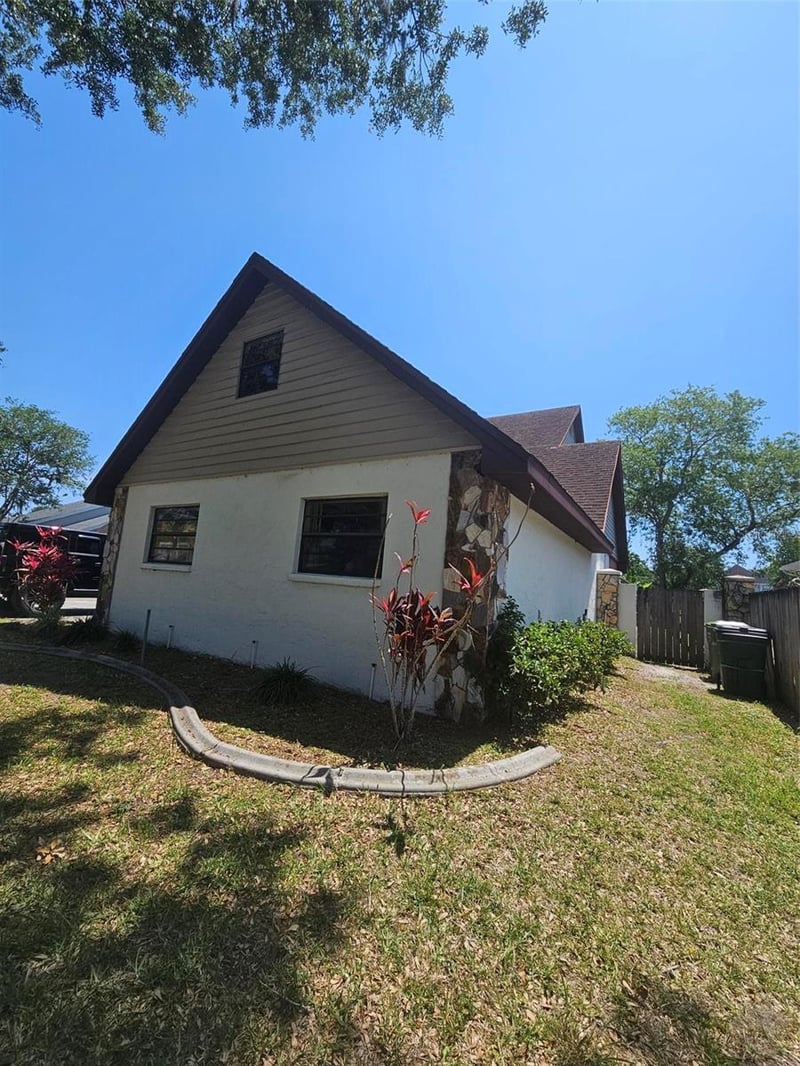 22335 Southshore Dr, Land O Lakes, FL 34639