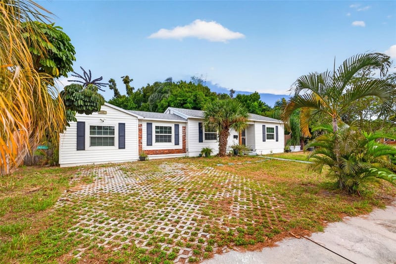 3201 11th Ave N, St Petersburg, FL 33713