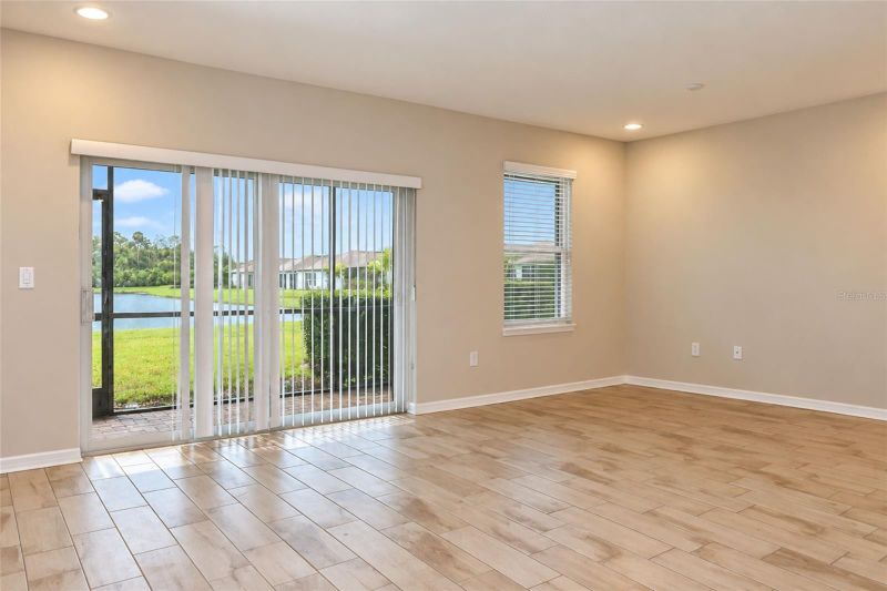 5438 Tripoli Dr, Palmetto, FL 34221