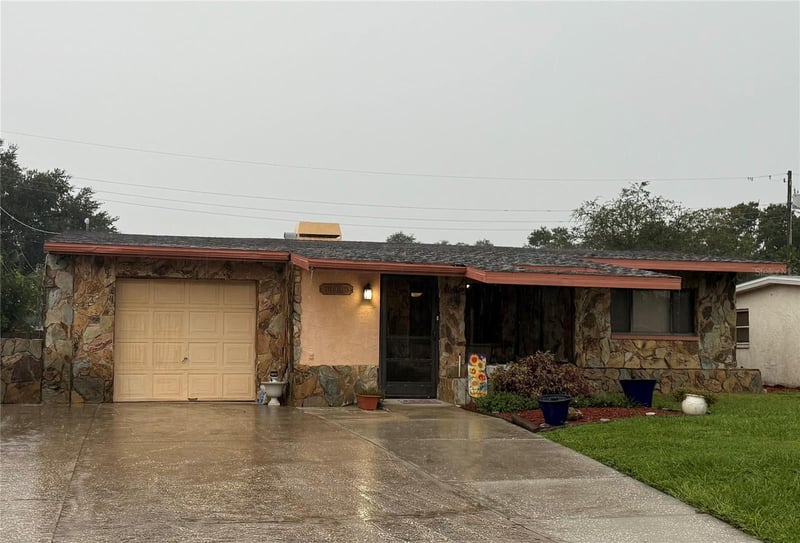 10735 110th Ln, Largo, FL 33778